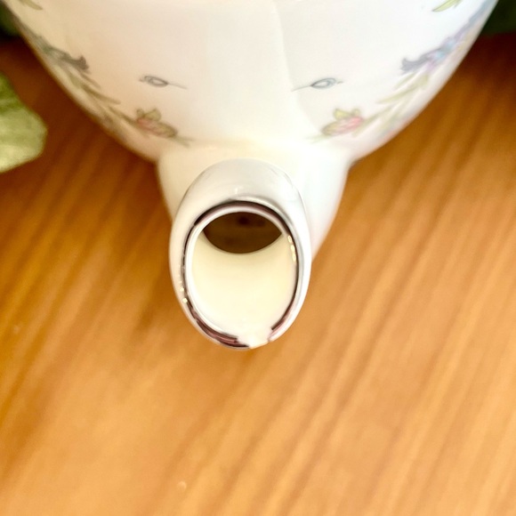 Lotus Garden Bone China Tea Pot 32oz by Gracie Bone China - Picture 10 of 12